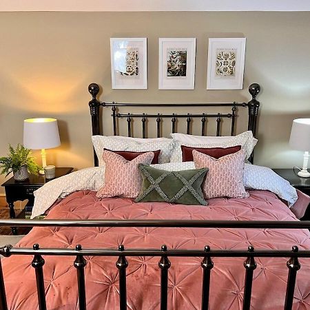 6 - Central Location - Entire House - Free Parking Мертир-Тидвилл Экстерьер фото